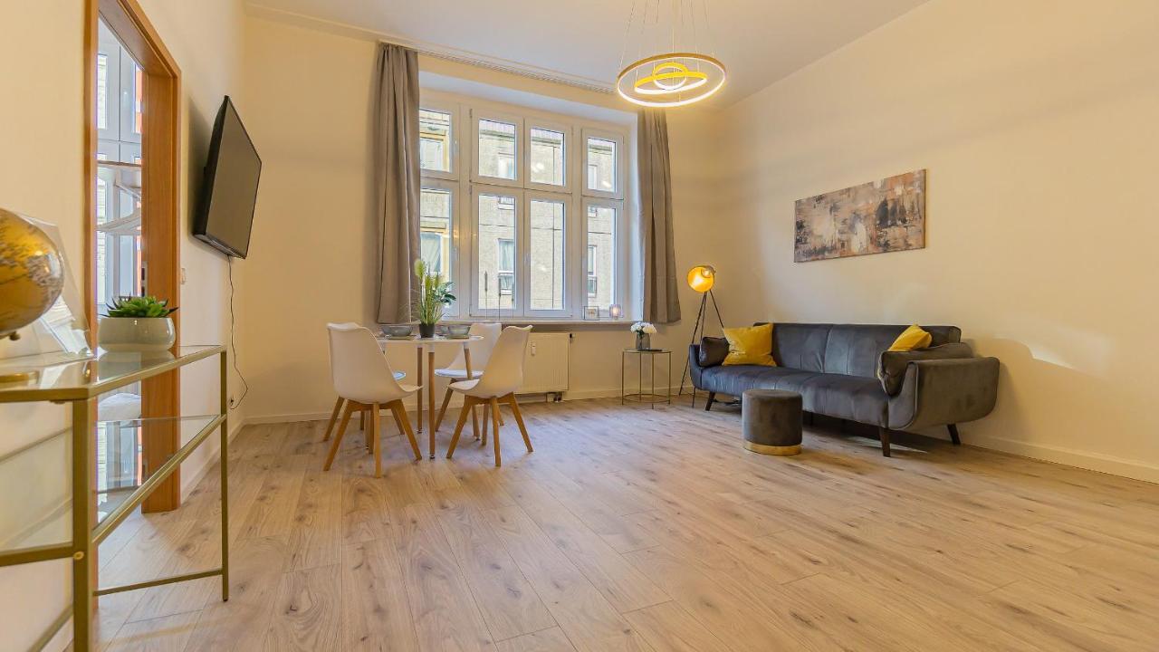 Cityapartment - 53 M², 2 Zimmer, Zentral, Netflix, Kueche, Waschmaschine Cottbus Exterior foto